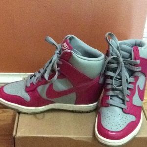 Women Nike Ski High Wedge Sneakers
